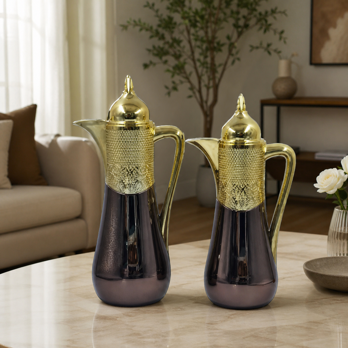 Coffee-brown metal flask gift set with gold lids, 0.7 L and 1.0 L