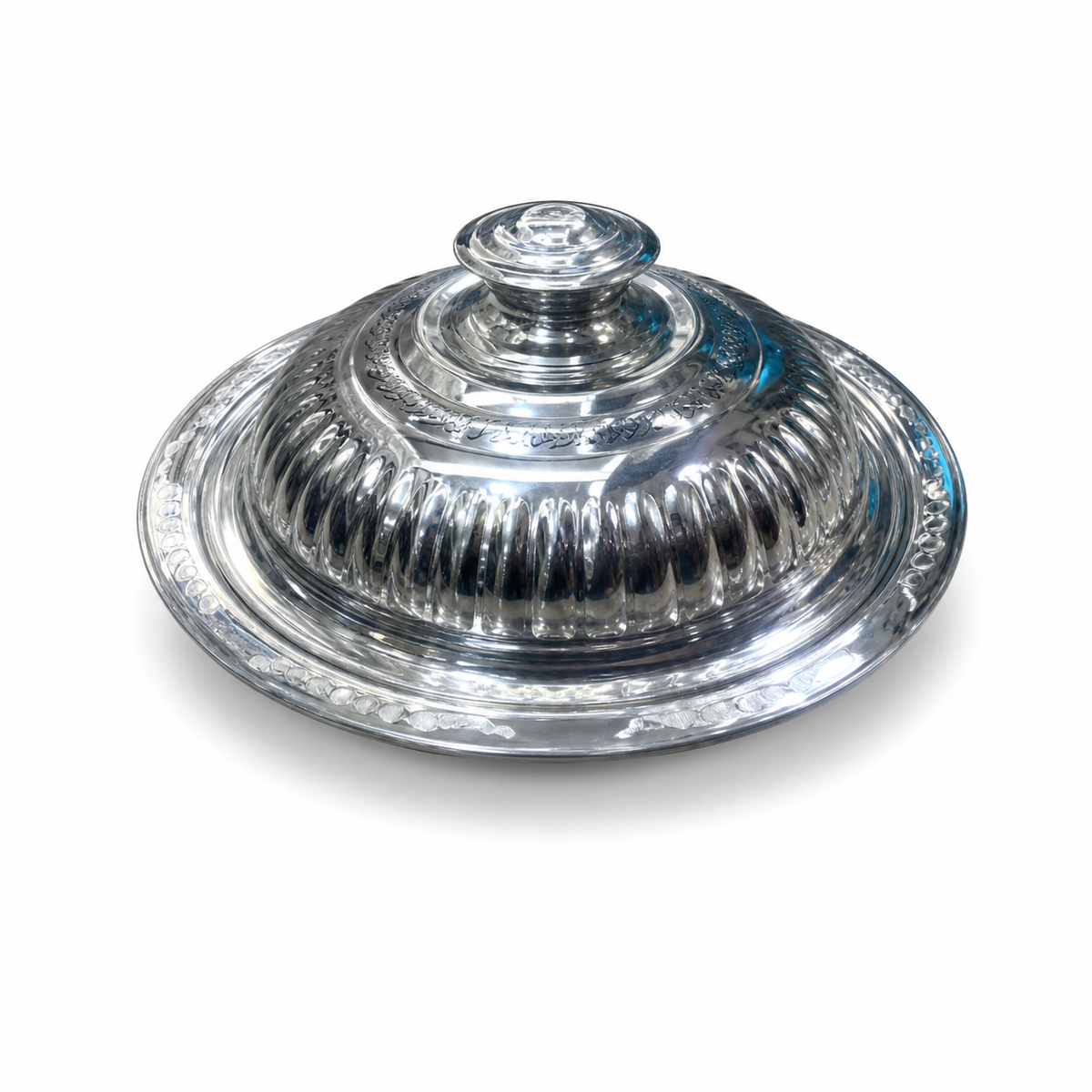 Silver stainless steel tray with cover, 40 to 50 cm