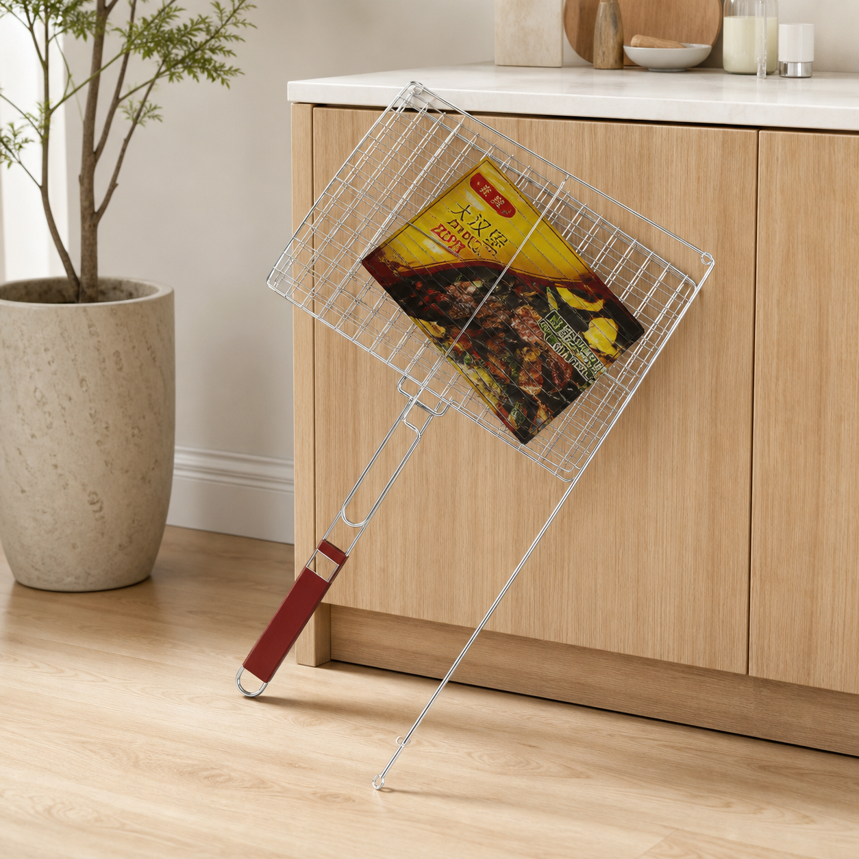 Stainless steel BBQ grill mesh basket with wooden handle, 40 × 66 cm